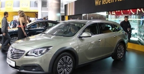 Второе поколение Opel Insignia