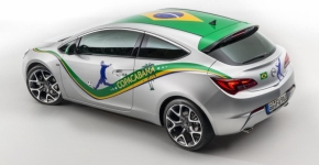 Новый Opel Astra к Чемпионату мира по футболу-2014 