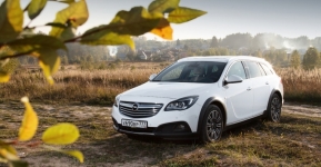 Лучший универсал - Opel Insignia Country Tourer/ запчасти инсигния