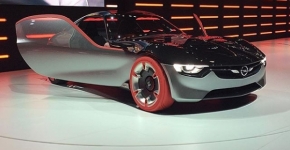 Звезда этого года Opel GT Concept на автосалоне в Женеве